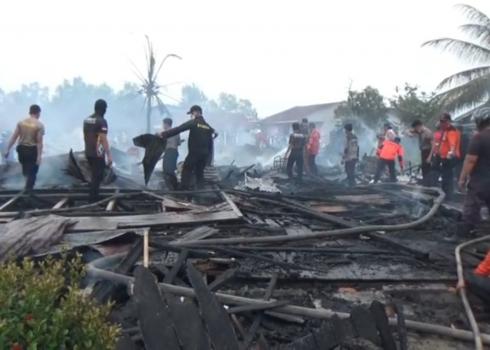 Polisi Selidiki Kebakaran di Kuala Tungkal, Lima Bangunan Hangus