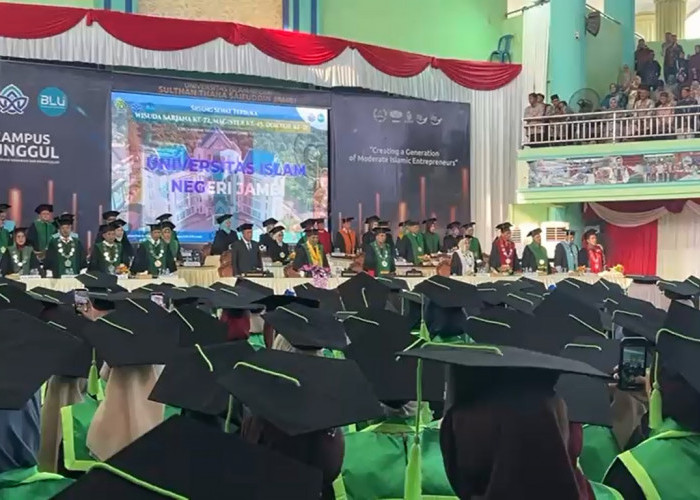 UIN Sulthan Thaha Saifuddin Jambi Lepas 1.463 Lulusan pada Wisuda Gelombang Kedua 2026 