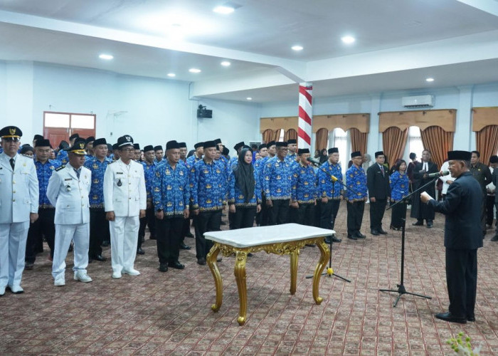 Pemkab Merangin Lantik 17 Kepala Puskesmas, 42 Pejabat dan Dewas PDAM, A. Khafidh Tekankan Amanah Jabatan