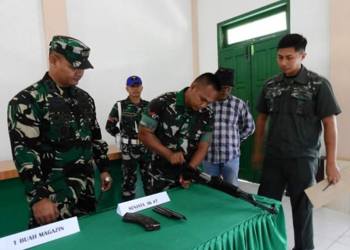 Satu Pucuk Senjata Api, Dua Granat Standar dan 12 Munisi Sisa Konflik diserahkan Ke Kodim 0117/Aceh Tamiang