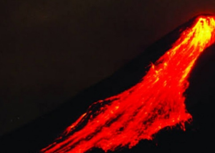Gunung Merapi Kembali Keluarkan Lima Kali Guguran Lava Pijar