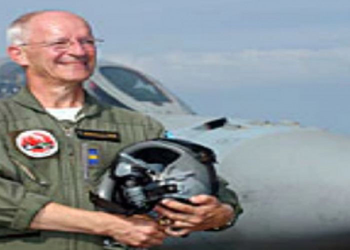 Tanggal 2 Juni, Peringatan Misi Pertama Astronot Claude Nicollier di Antariksa 