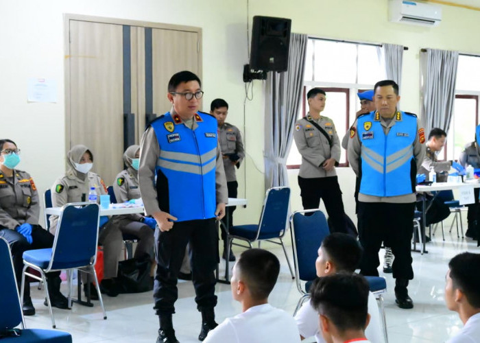 Wakapolda Jambi Tinjau Langsung Pemeriksaan Kesehatan Tahap I Taruna Akpol di Asrama Haji