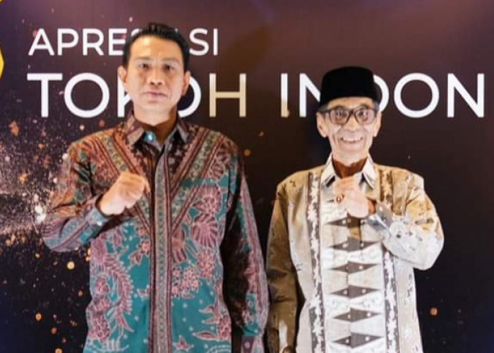 Penghargaan Tokoh Indonesia Tingkat Nasional Diraih Bupati Batanghari Fadhil Arief 