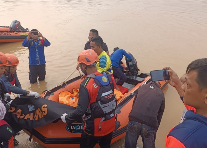 Melinda Korban Tenggelam di Sungai Tembesi Ditemukan Sejauh 1 KM