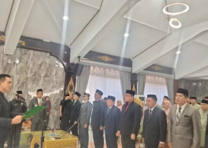 Bupati Batang Hari, M. Fadhiel Arief Resmi Lantik Sekda Serta Pejabat Eselon II dan III