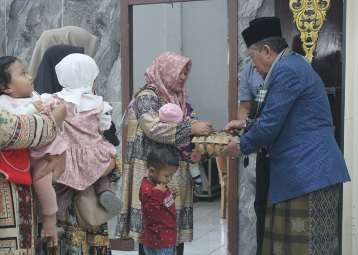 Safari Ramadhan di Batang Hari, Wagub Sani Ajak Warga Tingkatkan Ibadah dan Dukung Visi Jambi Mantap 2029