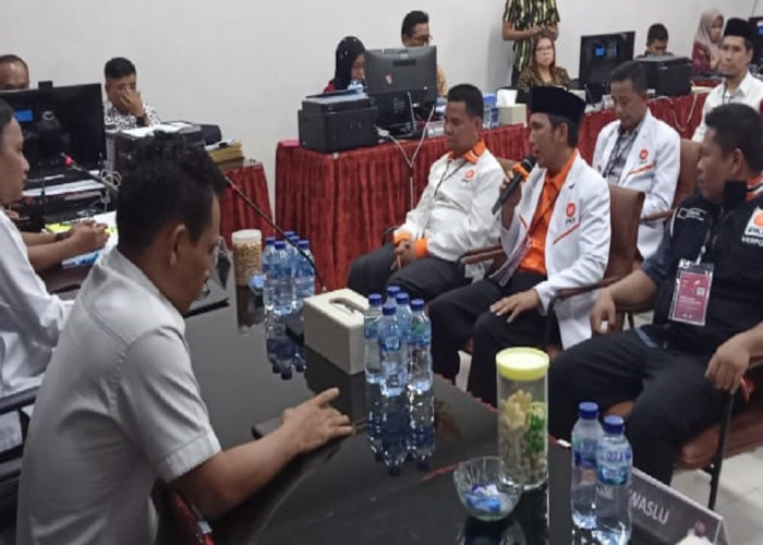Targetkan Kursi Ketua, PKS Provinsi Jambi Resmi Daftarkan Calon DPRD Provinsi Jambi ke KPU