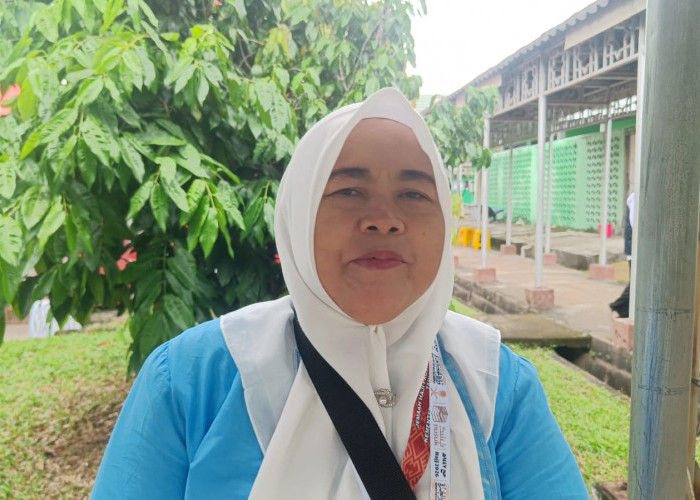 Penjual Jamu Keliling Kumpulkan Uang Receh Untuk Berangkat Haji