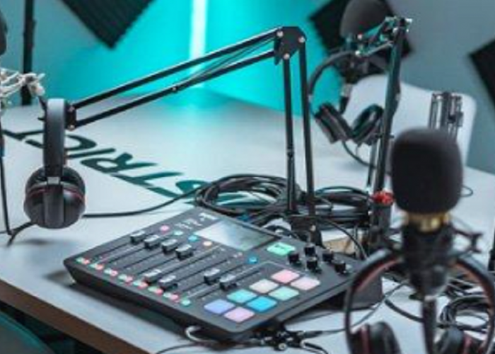 Cara Menghasilkan Suara Seperti Penyiar Radio yang Memikat