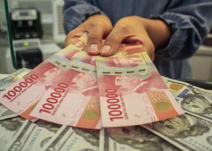 Rupiah Tertekan di Tengah Badai Geopolitik, Adu Kuat Dolar AS vs Sentimen The Fed