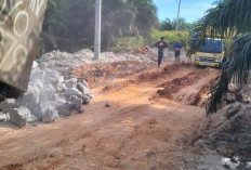 Permudah Akses Warga, PTPN IV PalmCo Perbaiki Puluhan Kilometer Jalan Desa