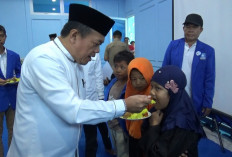 Milad PAN ke-28, Gubernur Al Haris Potong Tumpeng dan Santuni Anak Yatim  