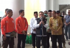 Gubernur Al Haris Salurkan 250 Paket Sembako dan Masker untuk Ojol Terdampak Kabut Asap
