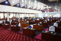 Bupati M. Syukur Sampaikan Tanggapan APBD 2025, Ini Jawaban Lengkapnya