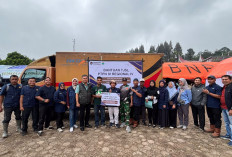 Hadir di Tengah Bencana, PTPN IV Regional IV Salurkan Bantuan untuk Warga Terdampak Banjir Bandang di Solok