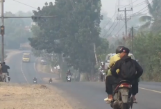 Jarak Pandang Terbatas, Pengendara Mulai Keluhkan Sesak Napas Akibat Kabut Asap