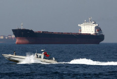 Sejarah Panjang Perebutan Minyak Iran oleh Kekuatan Dunia