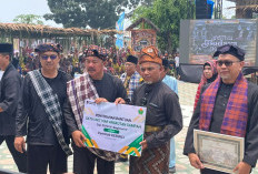 Dukung Budaya Bersih, PTPN IV Regional IV Salurkan Mobil Pengangkut Sampah untuk Kabupaten Kerinci