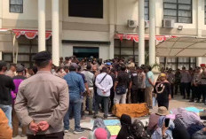 Warga Kembali Geruduk Kantor ATR/BPN Kota Jambi, Minta Sertifikat Tanah Dibuka Blokir