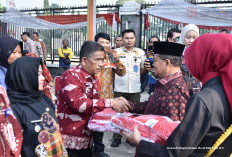 Pemkot Jambi Bagikan 4.000 Bendera Merah Putih Jelang HUT ke-81 RI