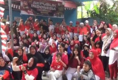 Bertabur Hadiah, Warga RT 38 Perumahan Atalanta Jambi Antusias Sambut HUT RI ke-81  