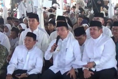 Momen 10 Muharam, Ibu-Ibu di Kuala Tungkal Antusias Berbelanja Barang Pecah Belah