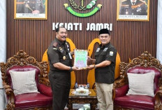 Perkuat SINERGI Penegakan Hukum, Kajati Jambi Menerima Audiensi Anggota DPD RI