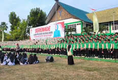 Penampilan Serenade 1.000 Pelajar Memukau Masyarakat Batanghari