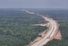 PEMBANGUNAN JALAN TOL TRANS SUMATERA