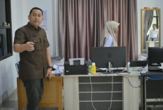 Bupati Merangin H M Syukur Berang, Temukan Pegawai Setda Tak Disiplin