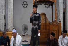 Safari Ramadan di Tabir Lintas, Wabup Khafidh Sampaikan Bantuan Rp1,4 Miliar untuk Budidaya Ikan