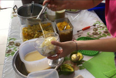 Es Buah Khas Pontianak Jadi Pilihan Takjil Ramadan, Manisan Pepaya Jadi Ciri Khas