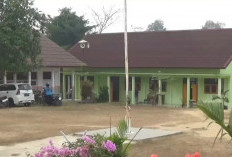 Kabut Asap Karhutla, Siswa SMA di Muaro Jambi Belajar Daring