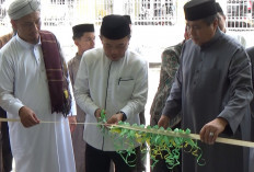 Gubernur Al Haris Resmikan Santri Mart, Dukung Kemandirian Ekonomi Pondok Pesantren di Kota Jambi