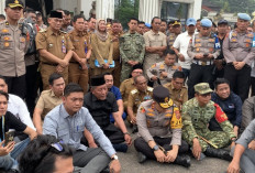 Aliansi Cipayung Plus Gelar Demo di DPRD Jambi, Desak Transparansi Dana Karhutla Rp30 Miliar