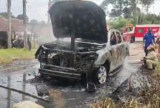 Satu Unit Mobil di Kumpeh Ulu Hangus Terbakar, Diduga Akibat Korsleting Listrik