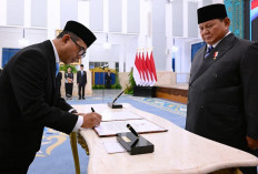 Nuzran Joher Resmi Dilantik Jadi Ketua Ombudsman RI