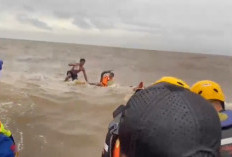 Kapal Tenggelam Dihantam Ombak, 3 ABK diselamatkan Tim SAR Gabungan