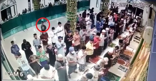 Gila! Imam Masjid Dipukul karena Pelaku Jengkel Dengar Ayat Alquran