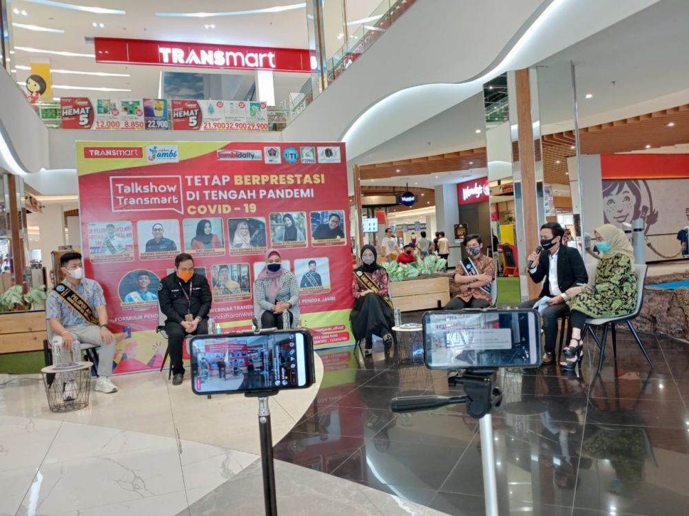 Transmart Jambi Gelar Talkshow 