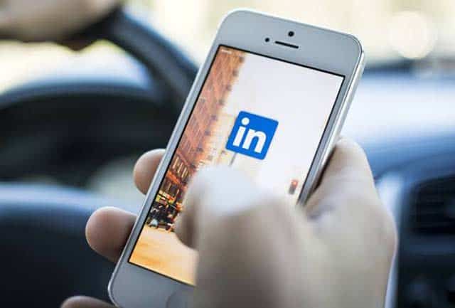 LinkedIn Ketahuan Diam-diam “Intip” Pengguna IPhone Lewat Clipboard