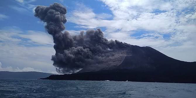 Gunung Anak Krakatau Erupsi Lagi