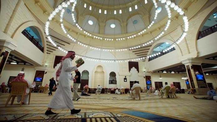 Masjid-masjid di Makkah Kembali Dibuka