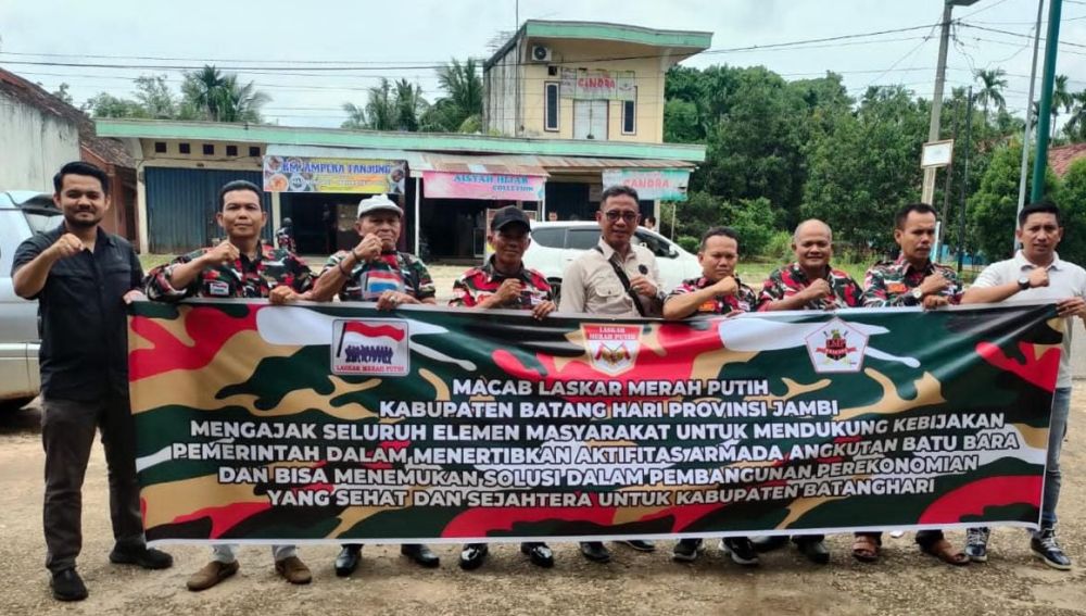 Laskar Merah Putih Macab Batanghari Dukung Kebijakan Pemerintah dalam Menertibkan Angkutan Batu Bara