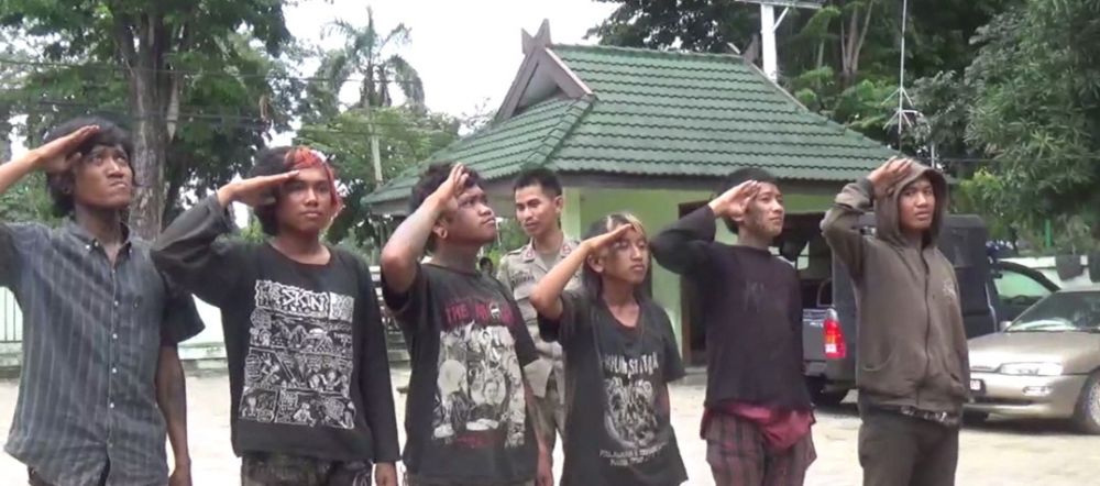 Delapan Anak Punk Di Ringkus Satpol PP