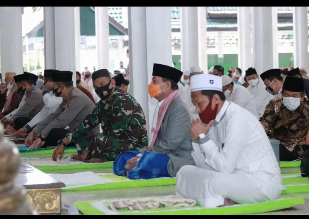 Shalat Ied Dengan Jaga Jarak, Ini Pesan Gubernur Jambi di Idul Adha 1441 H