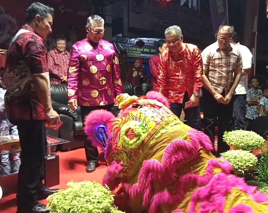 Awal Tahun 2023 di Jambi dibuka dengan Kemeriahan Pertunjukan Carnaval Budaya Cap Go Meh Kota Jambi