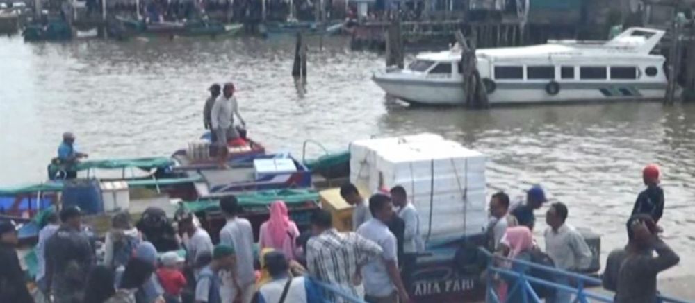 Cegah Corona, Pemeriksaan Penumpang Di Pelabuhan Di Perketat