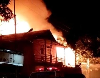 Breaking News!! Kebakaran Melanda Kecamatan Kuala Tungkal Malam Ini